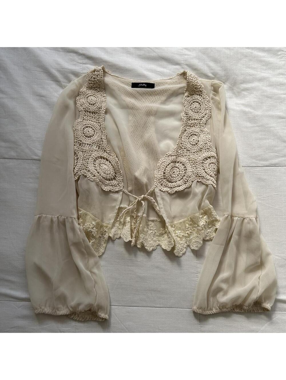 Dolly Cream Crochet Lace Cropped Blouse Bell Sleeve Tie Front Small Japan
